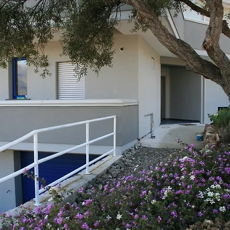Oda ve Kahvaltı Biorelais Calamintha Sapri