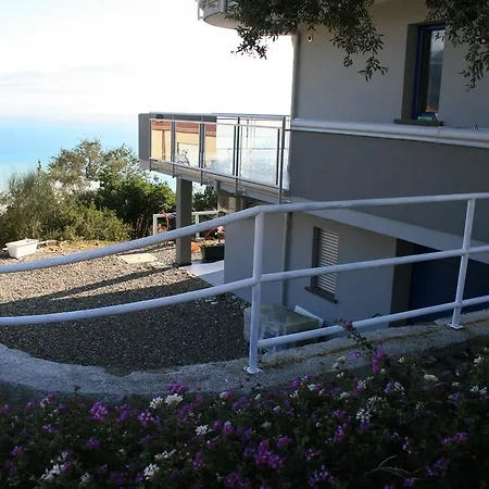 Oda ve Kahvaltı Biorelais Calamintha